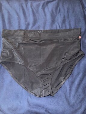 Livi Active Black High-Waist Bikini Bottoms